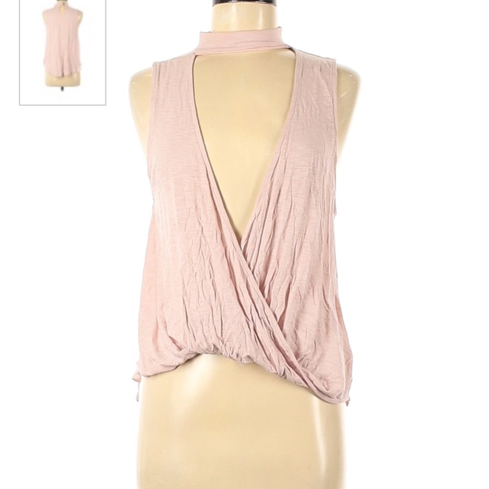 Silence + Noise baby pink deep V drapey tank size M